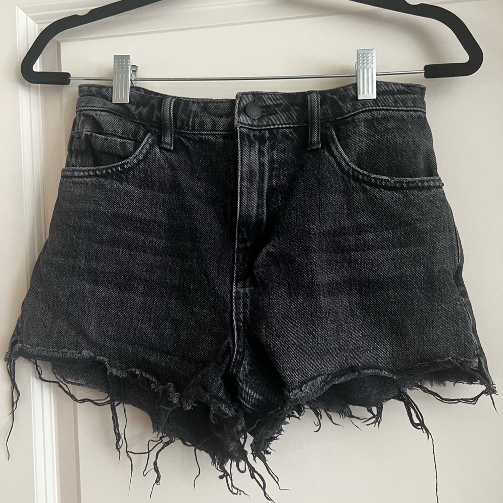 Alexander Wang Black High-Rise Cutoff Denim Shorts – Size 25